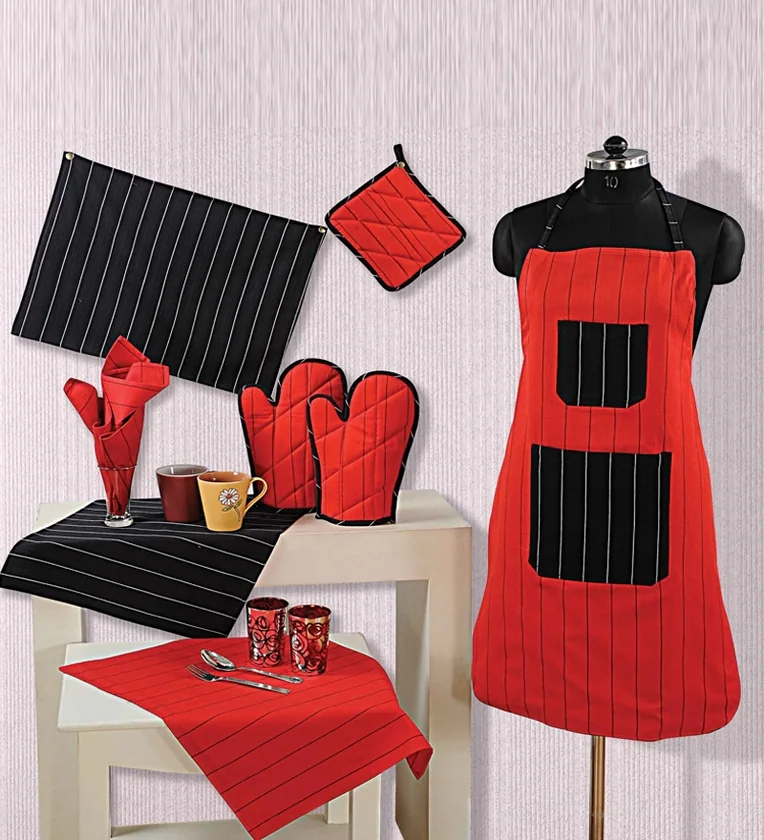 Strip Black & Red Cotton (Set of 8) Kitchen Linen Set