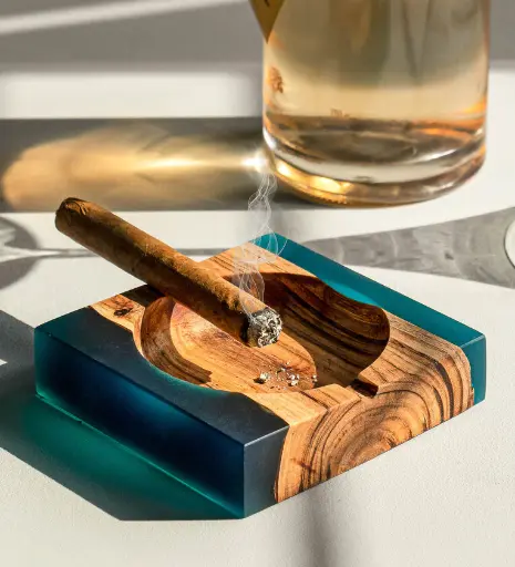 Island Paradise Blue & Brown Resin & Wood Ash Tray